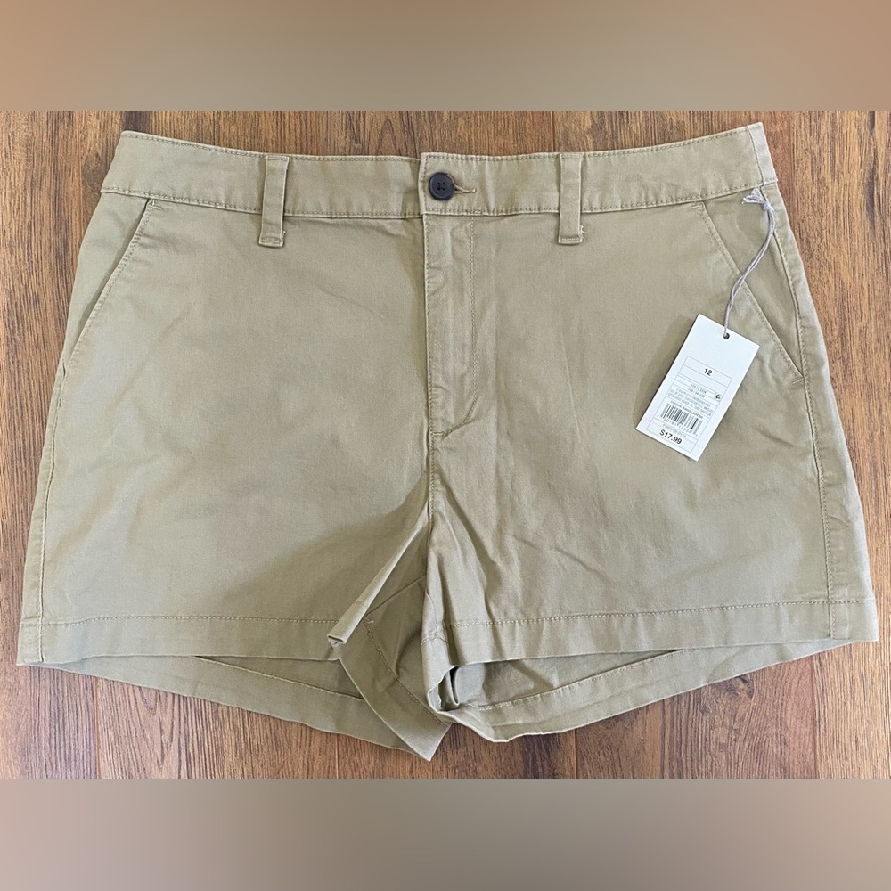a new day Khaki Green Women's Casual Shorts